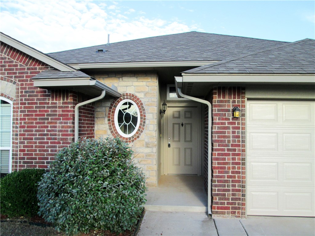 21290 River Lark Lane, Edmond, OK 73012