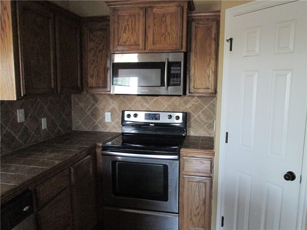 21290 River Lark Lane, Edmond, OK 73012