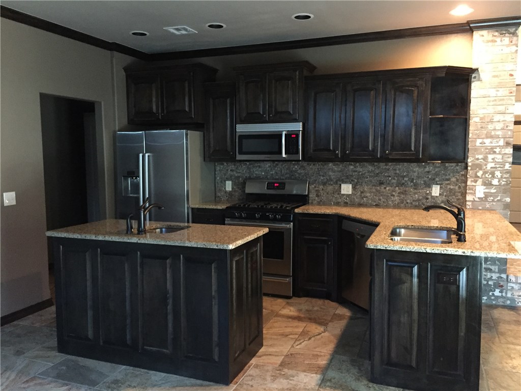 3513 NW 176th Court, Edmond, OK 73012