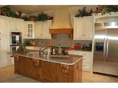 16617 Little Leaf Lane, Edmond, OK 73012