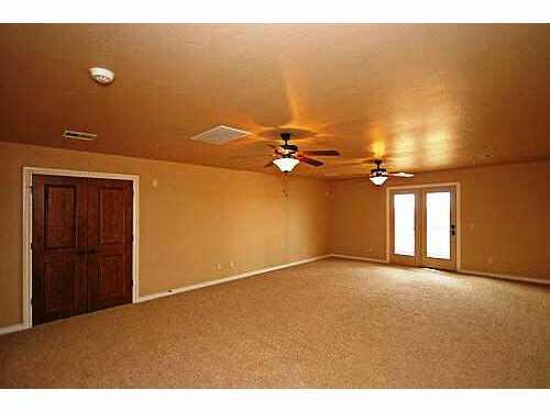 16617 Little Leaf Lane, Edmond, OK 73012
