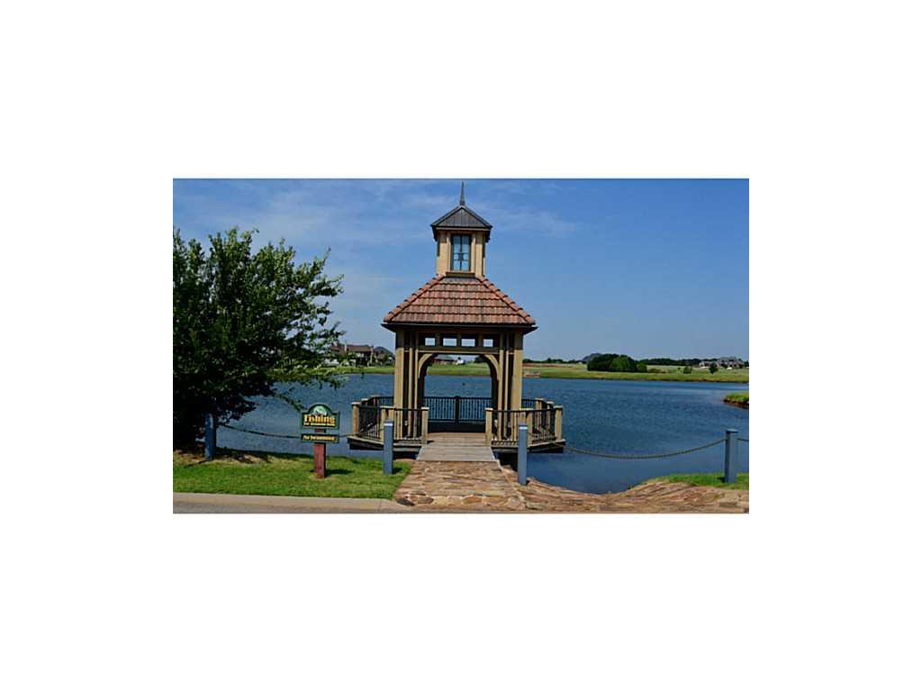 Villagio Drive, Edmond, OK 73012