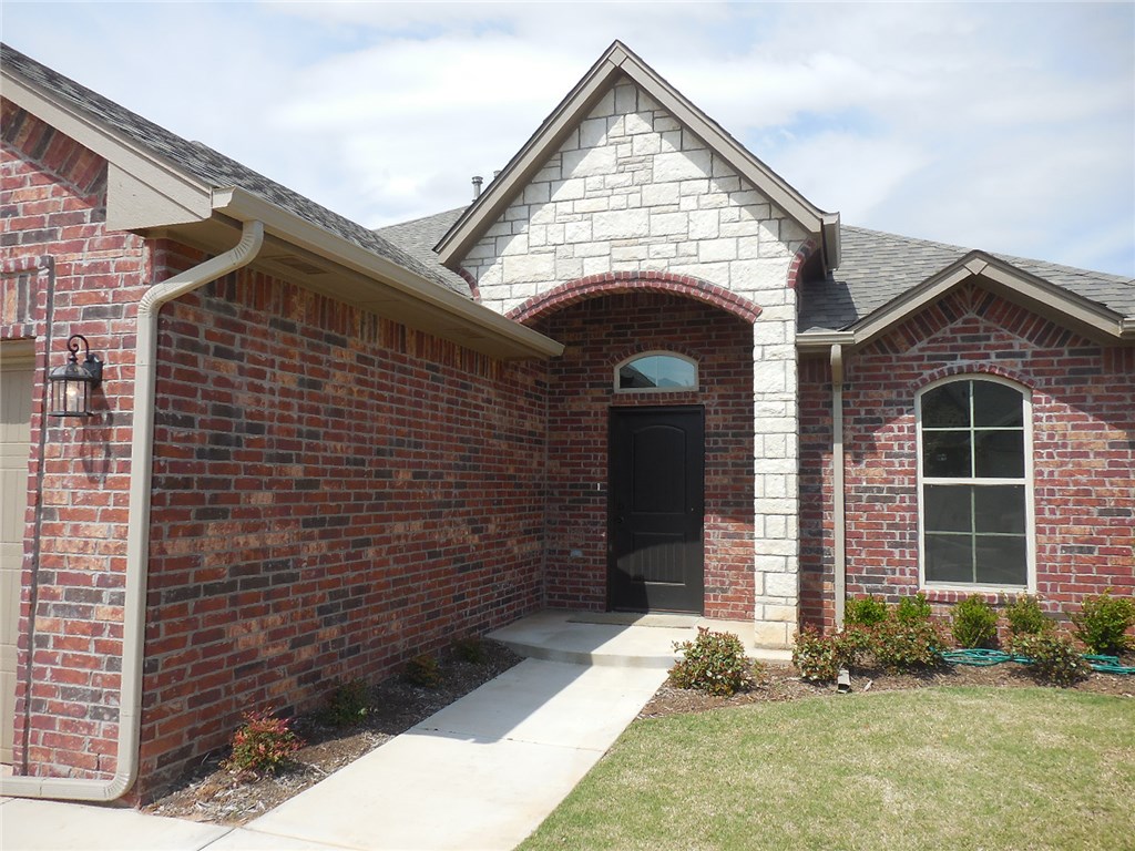 8217 NW 158th Street, Oklahoma City, OK 73013