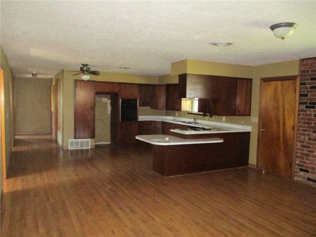 730 S Carnegie StCarnegie, OK, 73015Caddo County