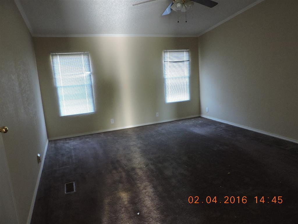 108 E Broadway, Cashion, OK 73016