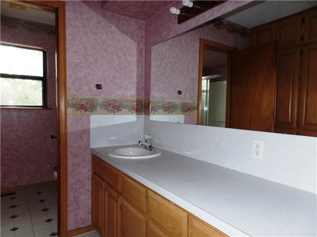 16 Highland DrChickasha, OK, 73018Grady County