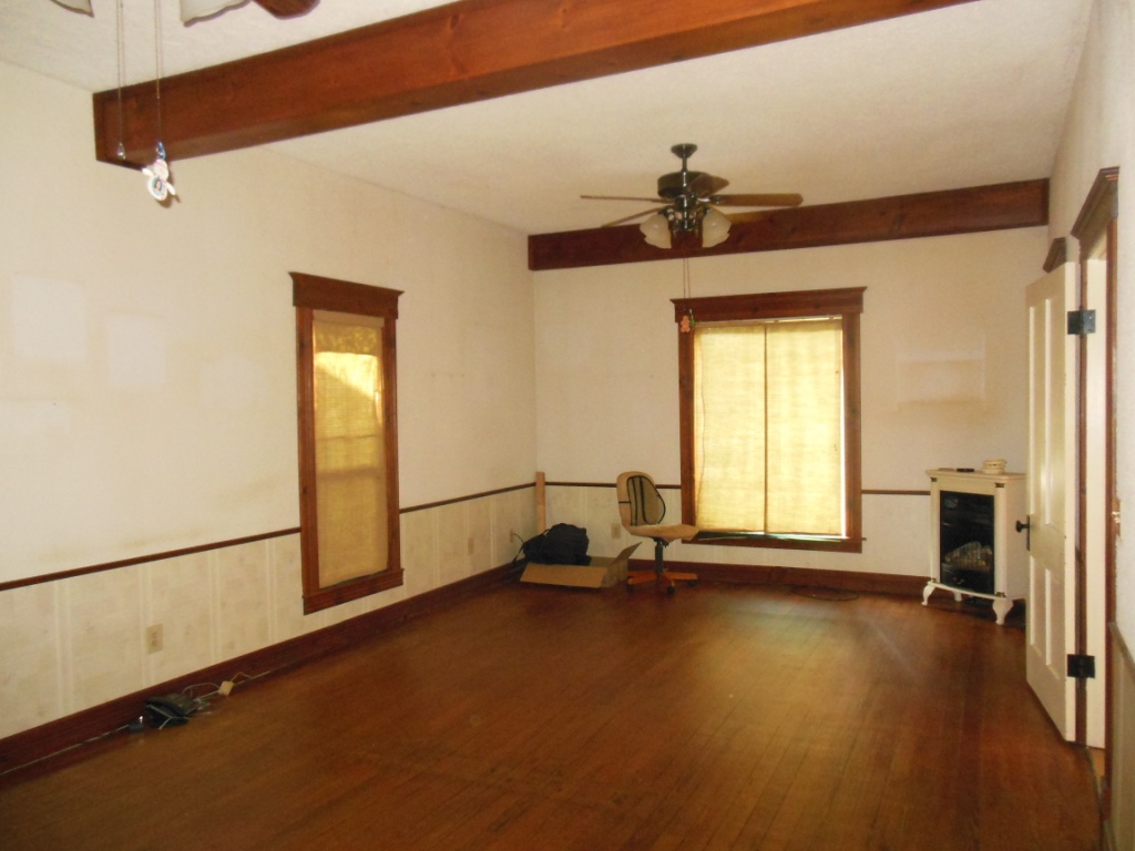 923 W Iowa, Chickasha, OK 73018