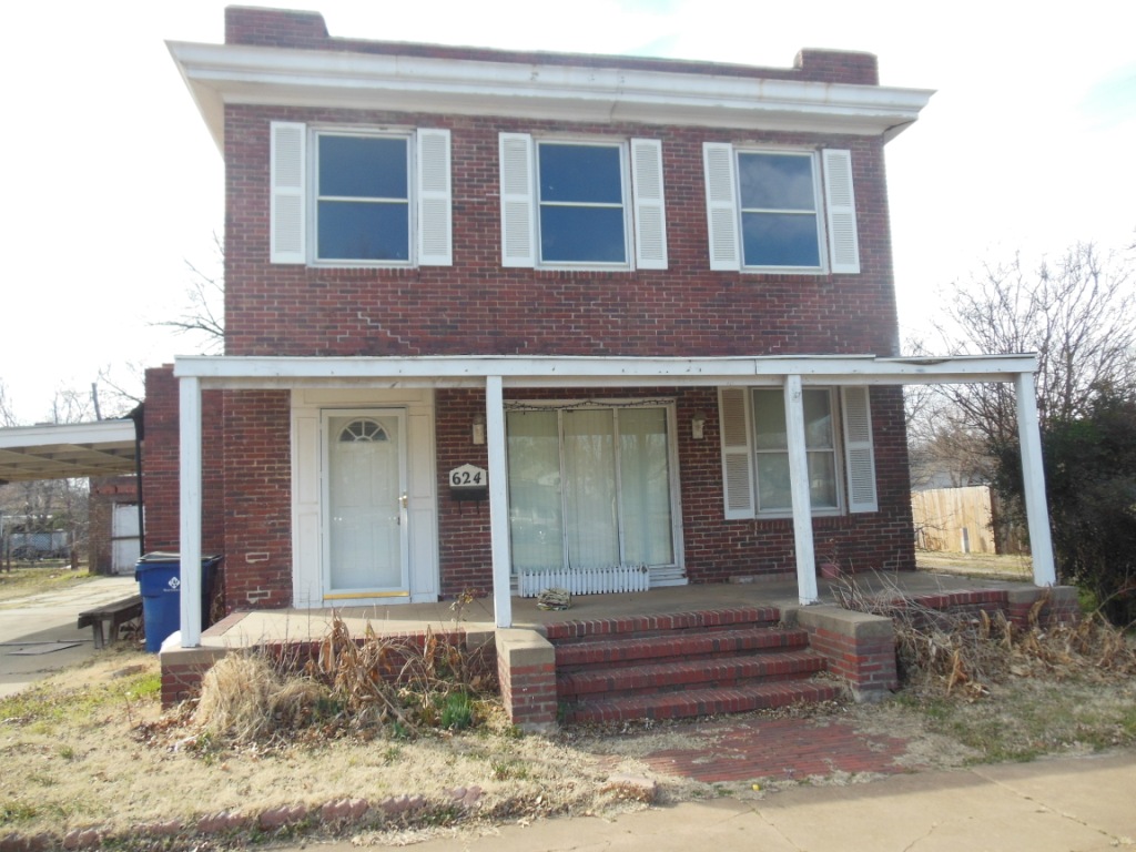 624 S 8th, Chickasha, OK 73018
