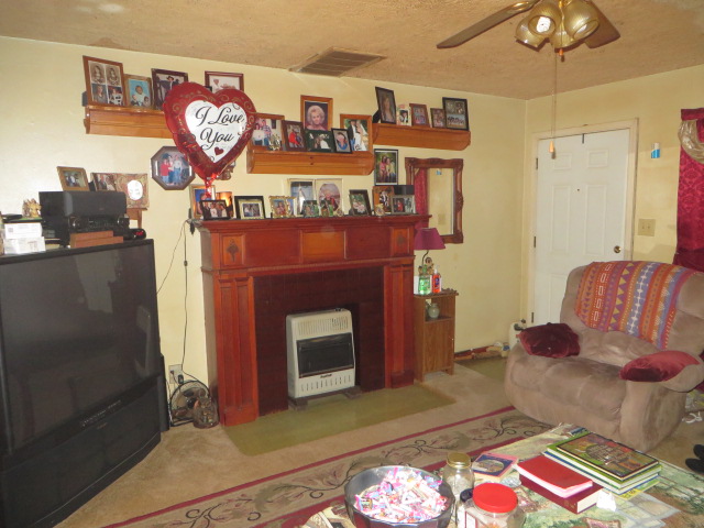1325 Texas, Chickasha, OK 73018