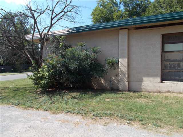1418 Missouri, Chickasha, OK 73018