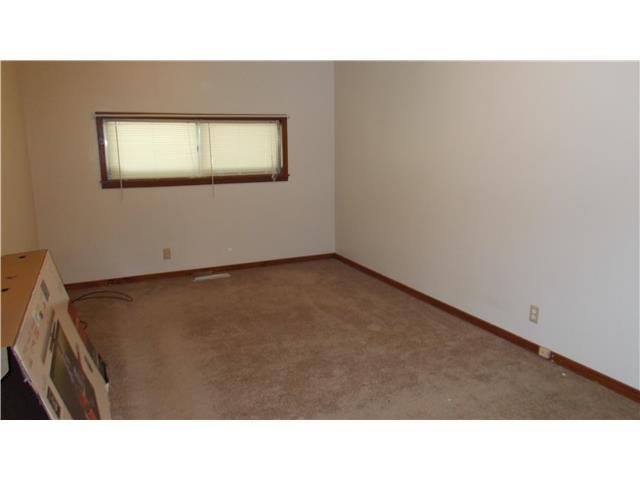 811 S 13 th, Chickasha, OK 73018