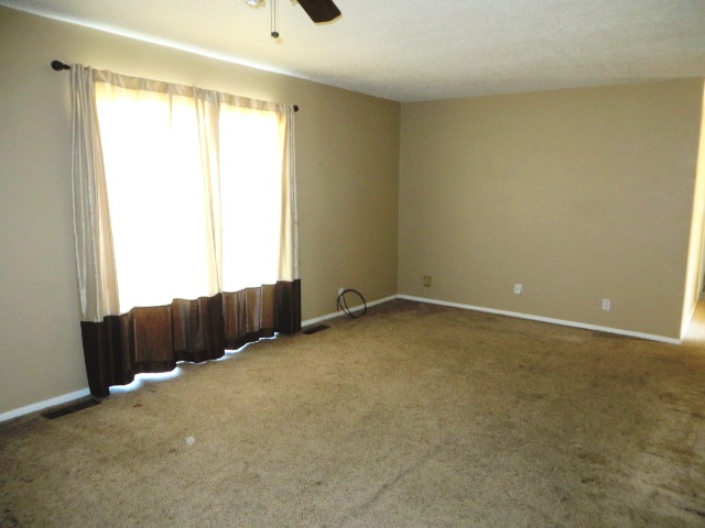 19 Morrow, Chickasha, OK 73018