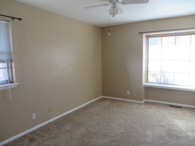 19 Morrow, Chickasha, OK 73018