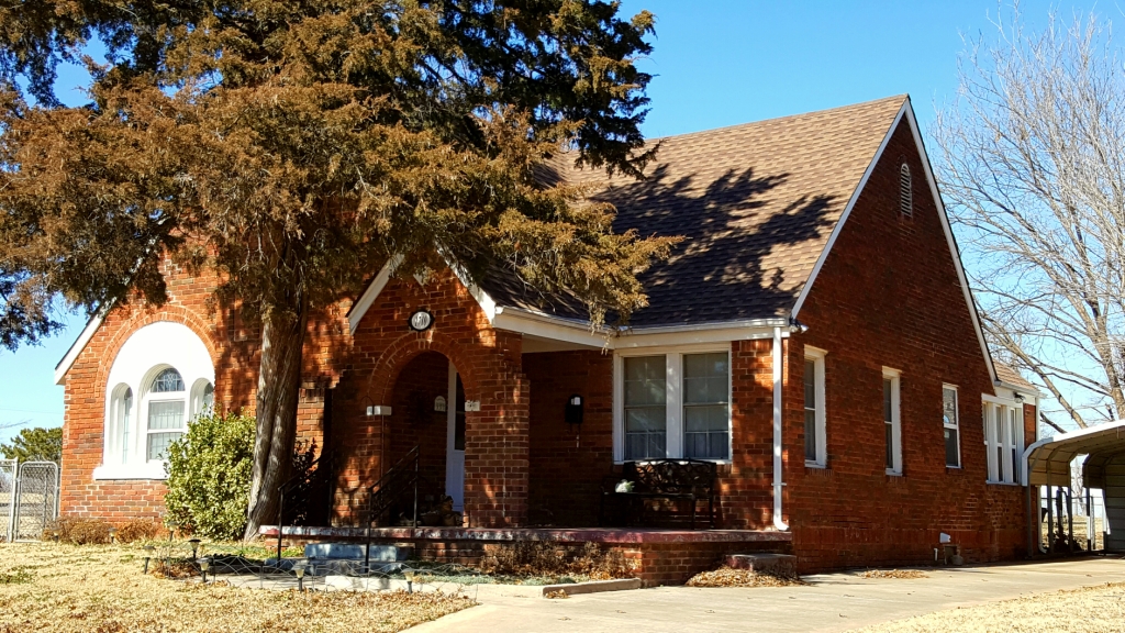 1710 Chickasha Ave, Chickasha, OK 73018