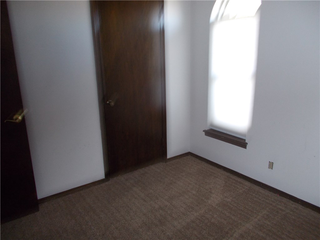 39 Miller Dr., Chickasha, OK 73018