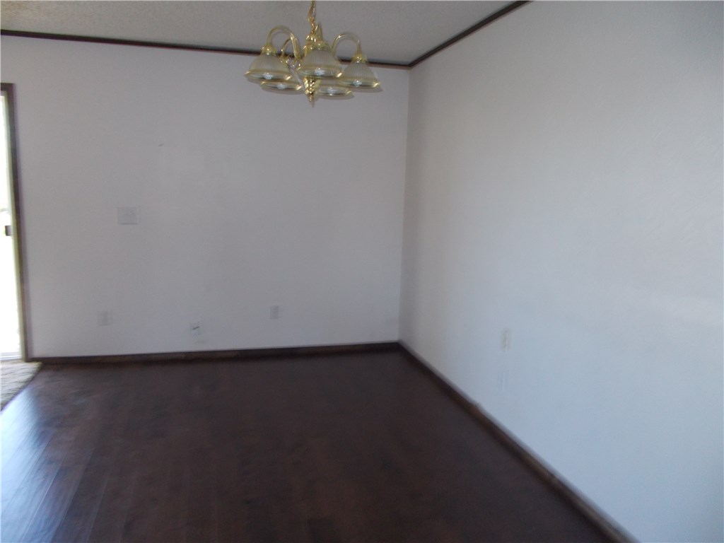 39 Miller Dr., Chickasha, OK 73018