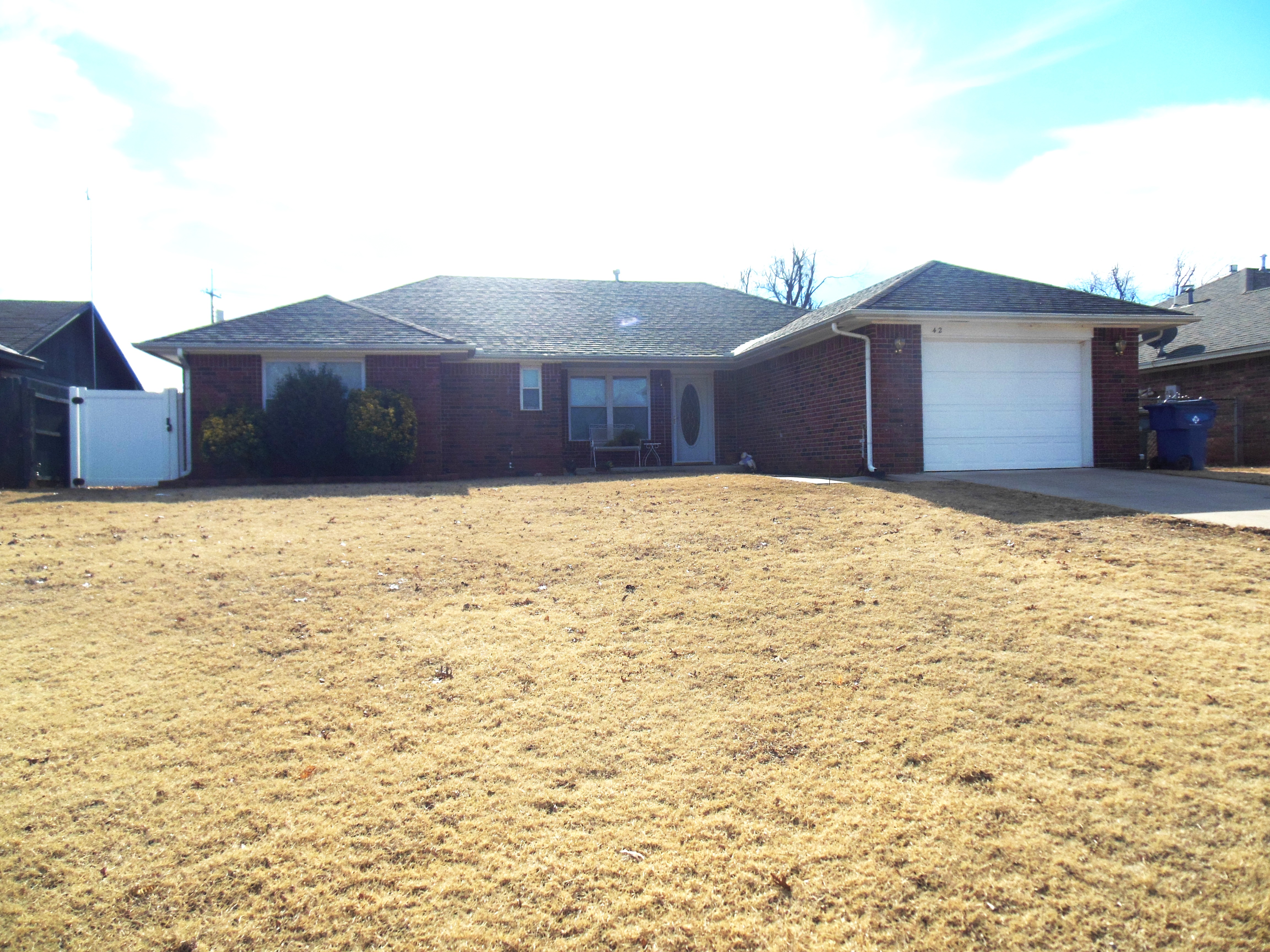 42 Hillcrest, Chickasha, OK 73018