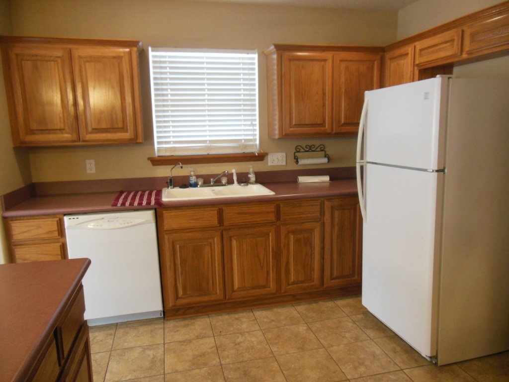 42 Hillcrest, Chickasha, OK 73018