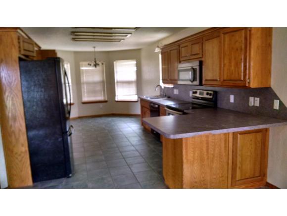 11699 N 2440, Colony, OK 73021