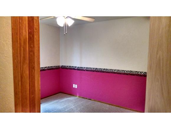 11699 N 2440, Colony, OK 73021