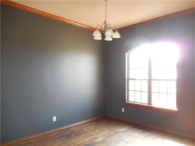 4251 Darril RdEdmond, OK, 73025Logan County