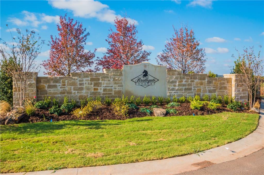 2153 Bordeaux Way, Edmond, OK 73025