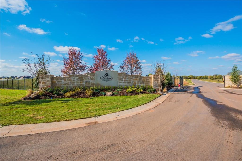 2153 Bordeaux Way, Edmond, OK 73025