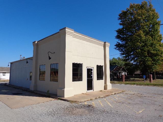 120 E Sanderson, Crescent, OK 73028