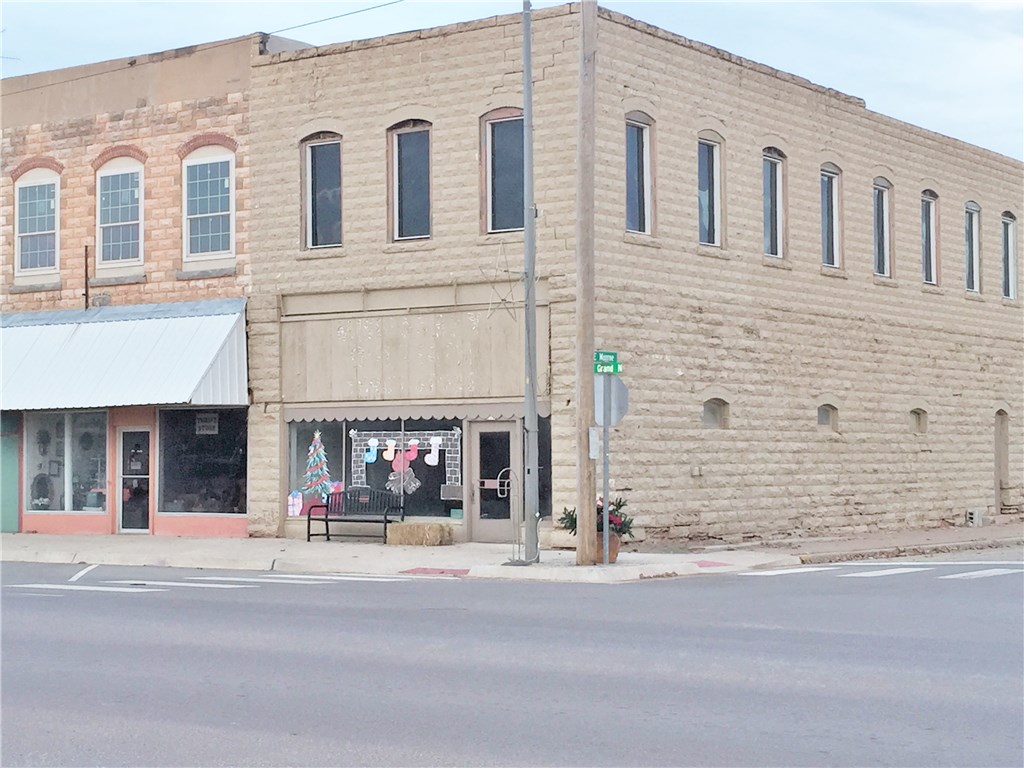 100 N Grand, Crescent, OK 73028