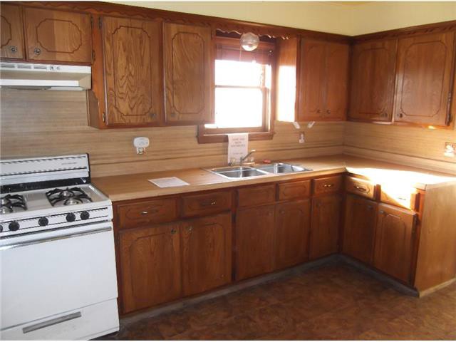 203 W Kansas AveCyril, OK, 73029Caddo County