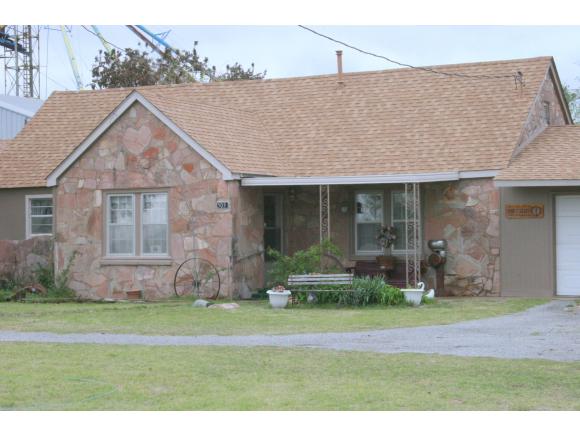 503 W Main, Eakly, OK 73033