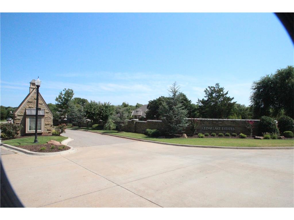 7158 Cedar Lake Drive, Edmond, OK 73034