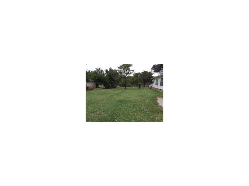 W Hayes, El Reno, OK 73036