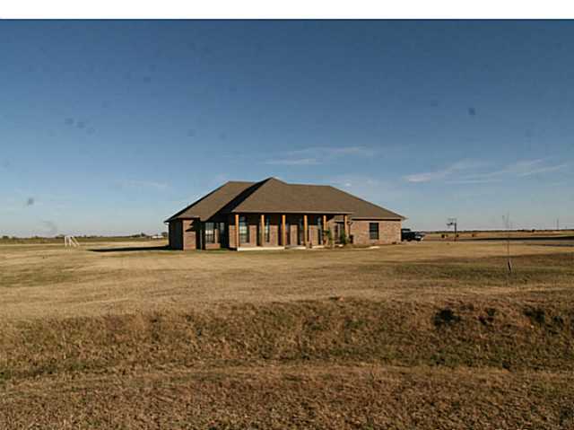 7462 Legacy Pointe Circle, El Reno, OK 73036