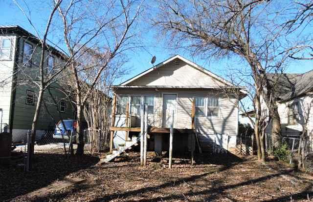 305 S Roberts Avenue, El Reno, OK 73036
