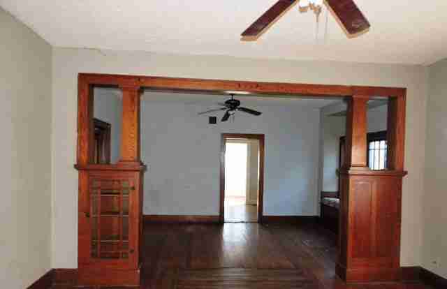 305 S Roberts Avenue, El Reno, OK 73036