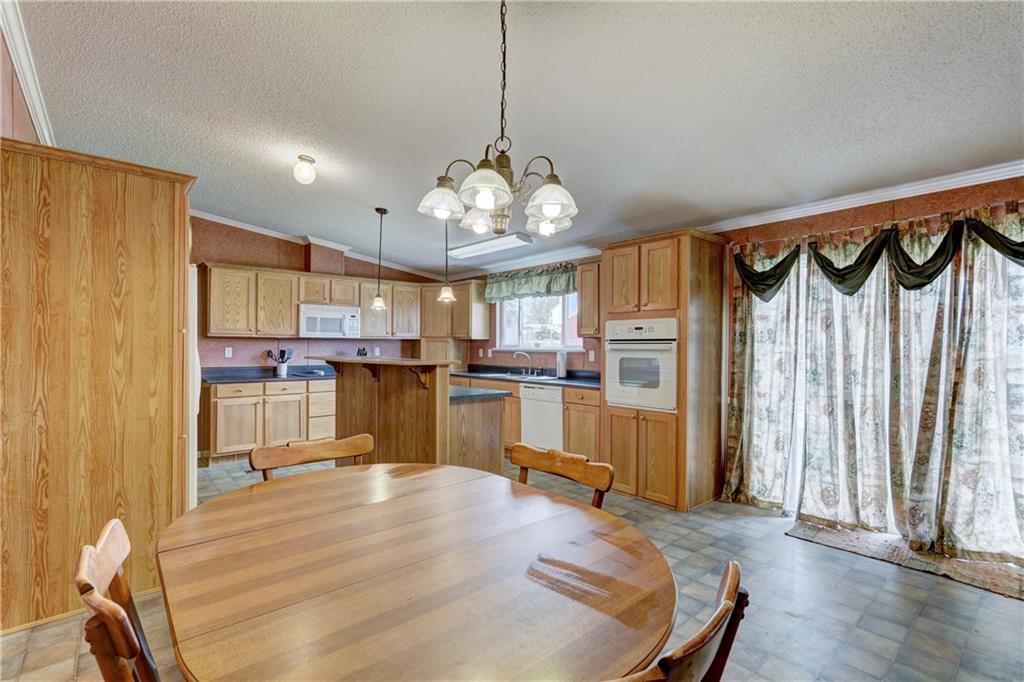 425 Caddo Place, Geary, OK 73040