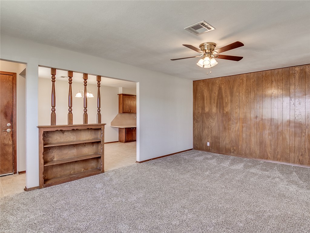 716 N Oak Avenue, Geary, OK 73040