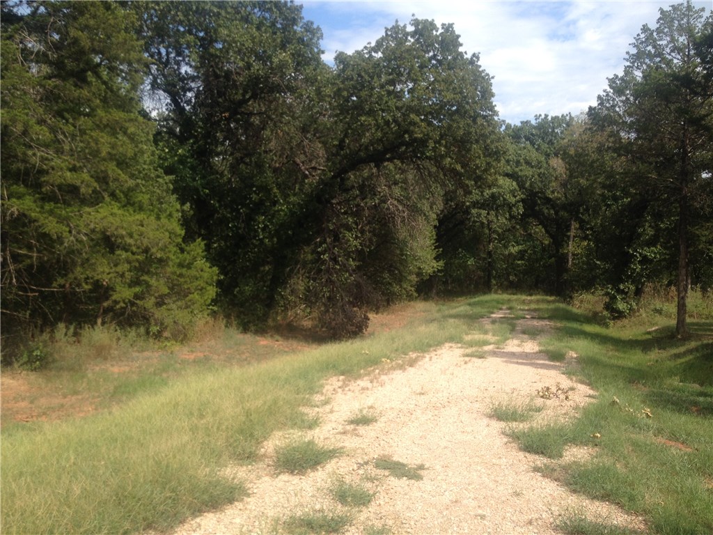 13 Pine Valley, Guthrie, OK 73044