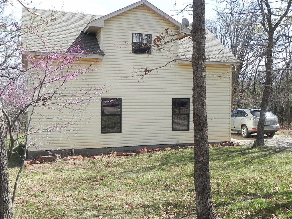 330 N Henney, Guthrie, OK 73044