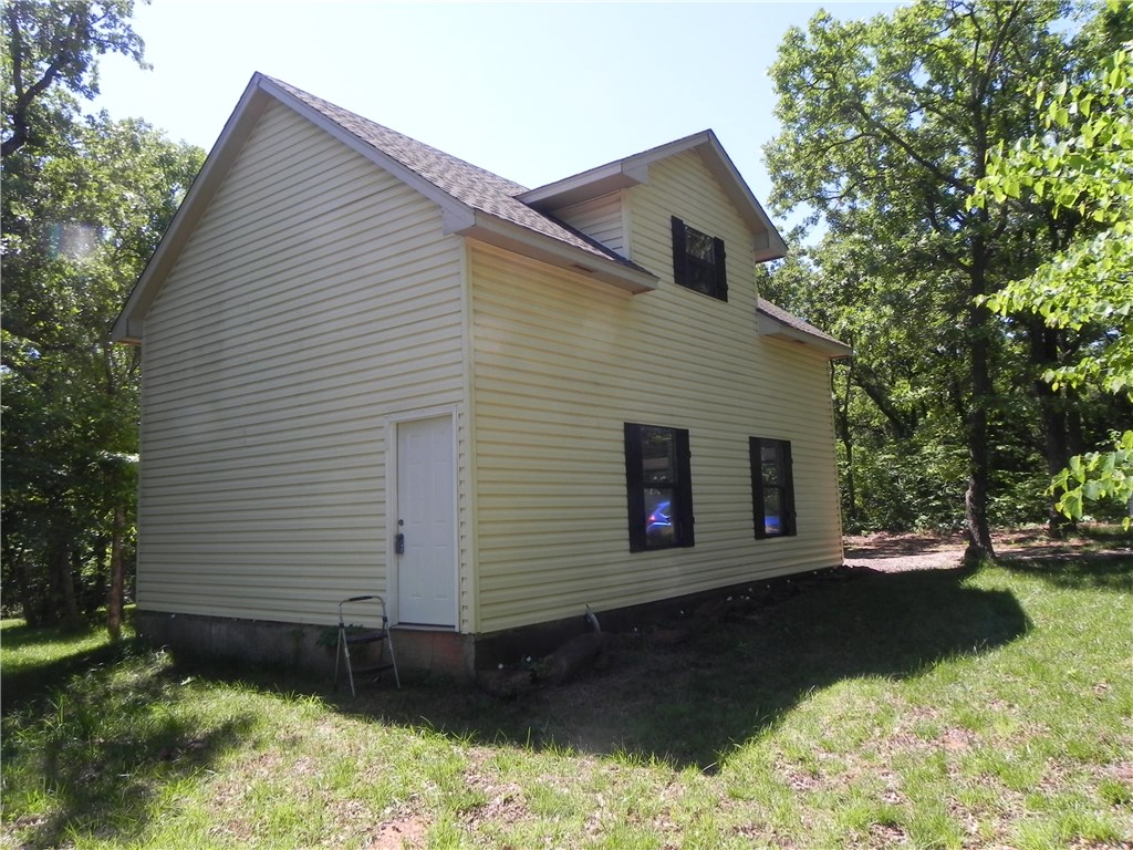 330 N Henney, Guthrie, OK 73044