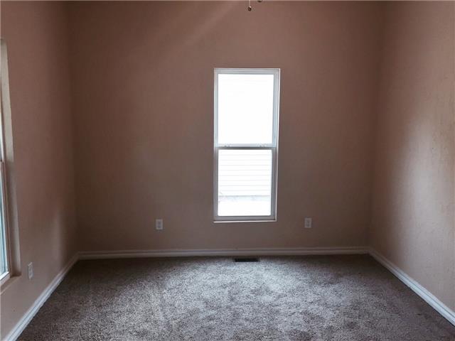 310 N 11th Street, Guthrie, OK 73044