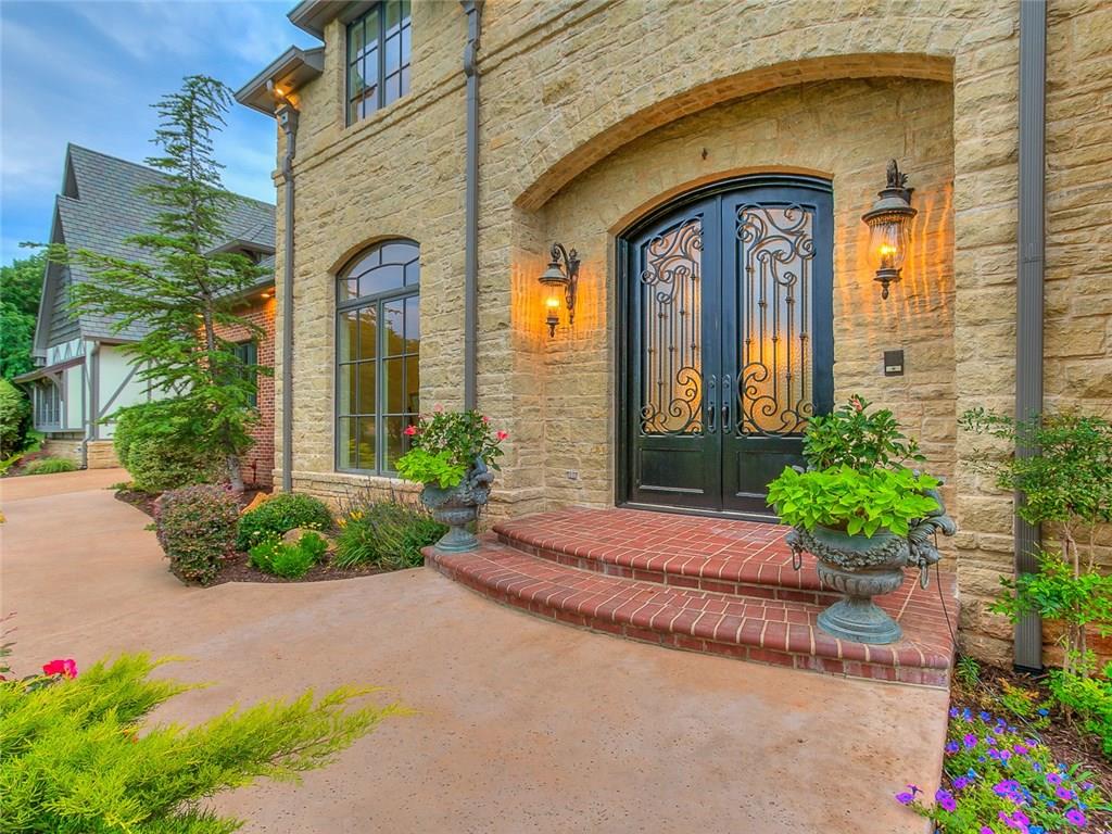 8051 Falcon Crest, Edmond, OK 73049