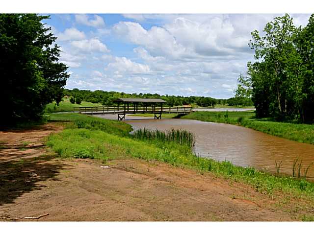 1 Lake of the Woods, Edmond, OK 73049