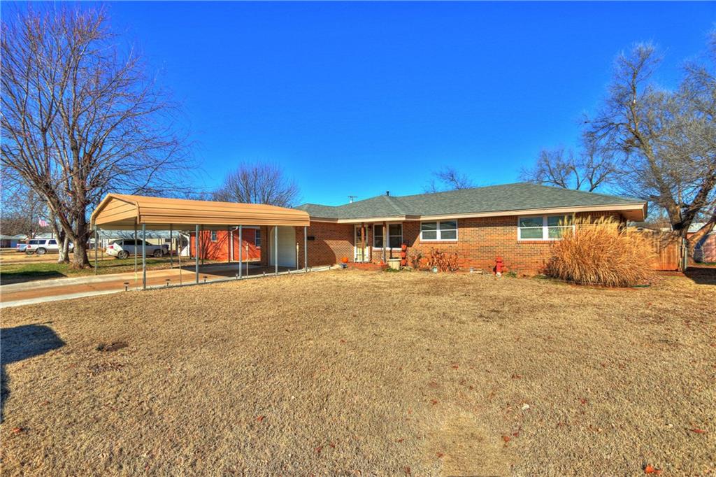 412 Garrett, Lindsay, OK 73052