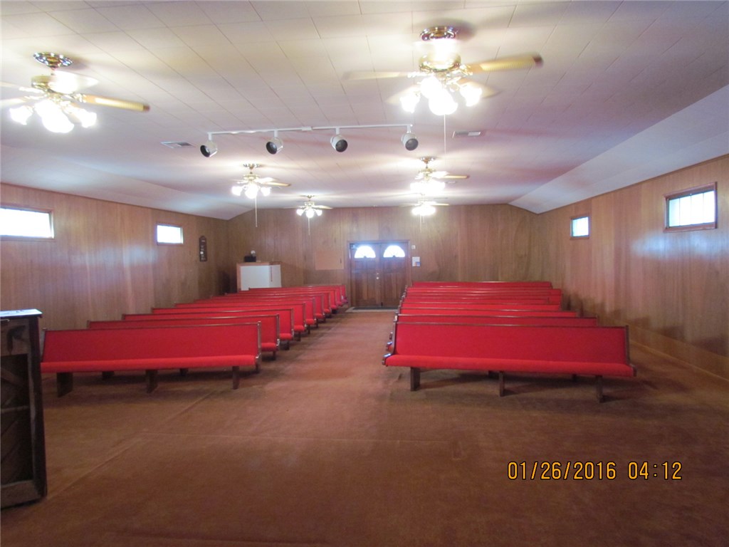 813 W Cherokee, Lindsay, OK 73052