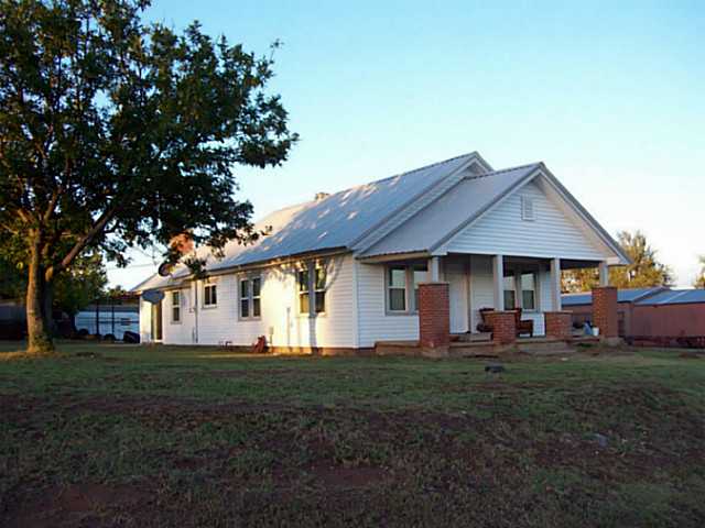 122 NE Main Street, Minco, OK 73059
