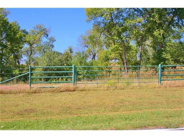 10900Secretariat Dr, Oklahoma City, OK 73064