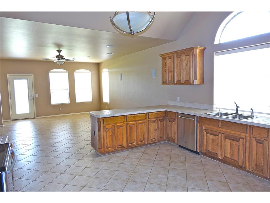 2275 Bradford, Newcastle, OK 73065