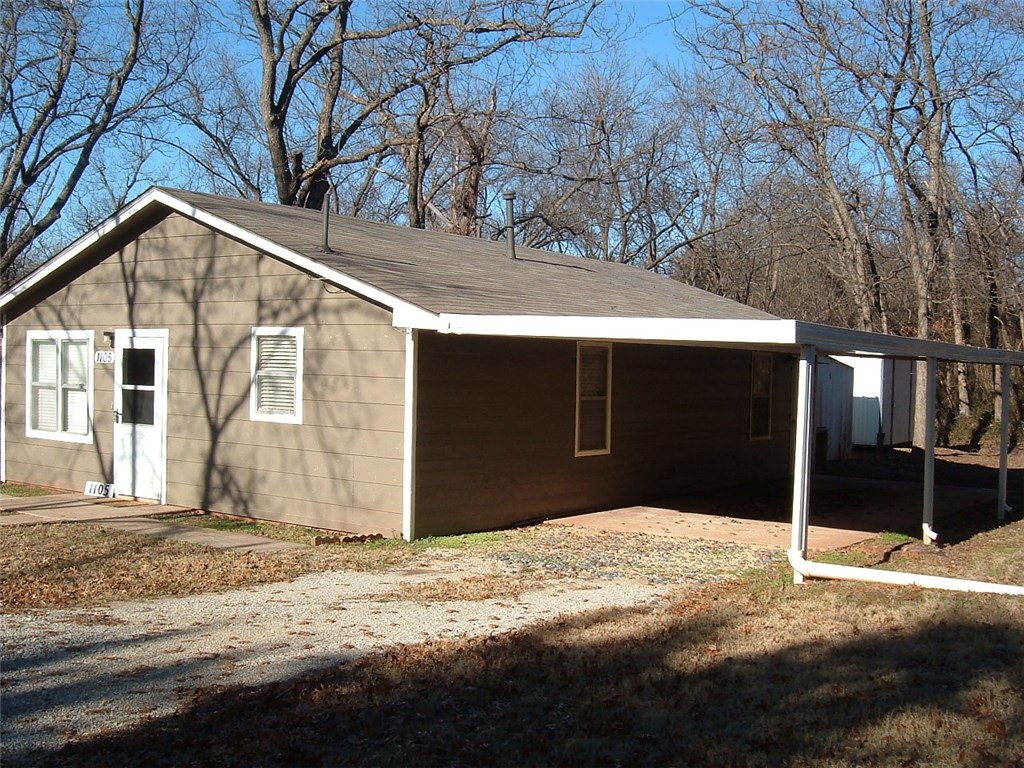 1105 Linden Ln, Noble, OK 73068